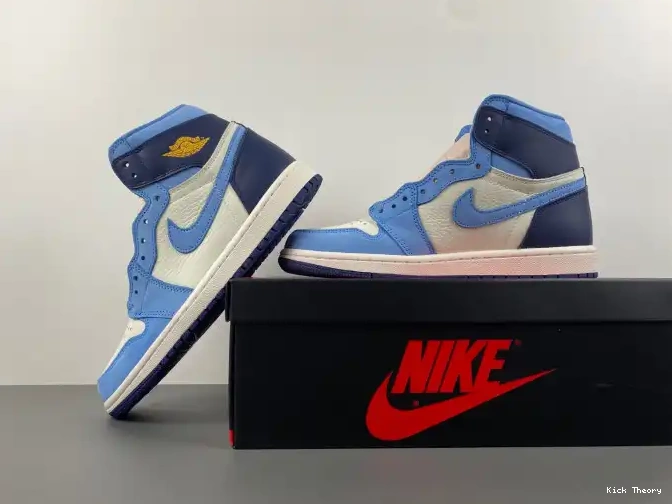 Kick Theory First Air in Flight Jordan FD2596-400 WMNS 1 OG High 0513